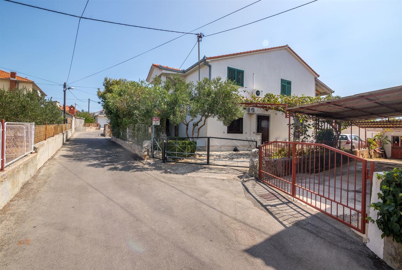 Apartment And Rooms Ruza Trogir Exteriér fotografie